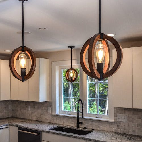 Light Fixtures in Kitchen>